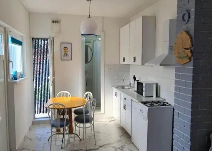 Patrisa Centar דירה